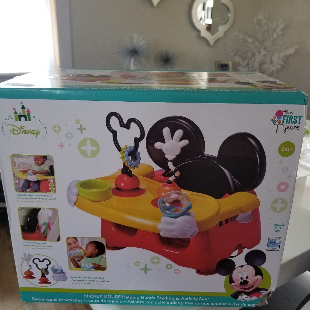 Feeding and activity seat